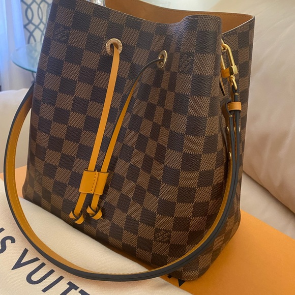 💛SOLD 💛LV NÈO NÈO MM DAMIER💛 - Picture 9 of 15